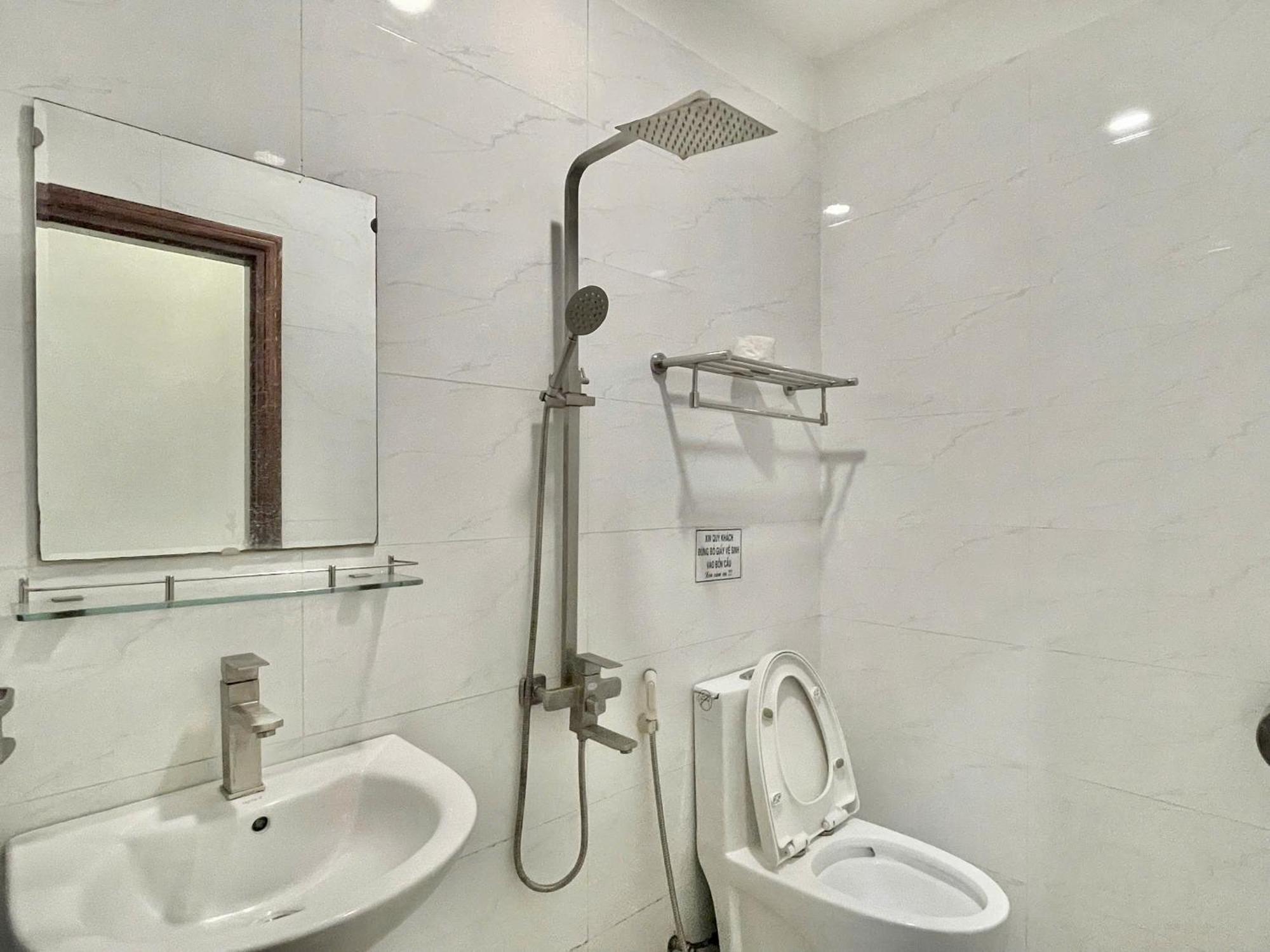 مدينة هوشي منه Nhu Y Hotel المظهر الخارجي الصورة